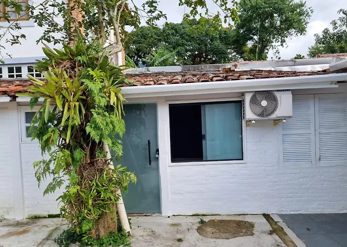 Guest House Ilhabela Cocaia